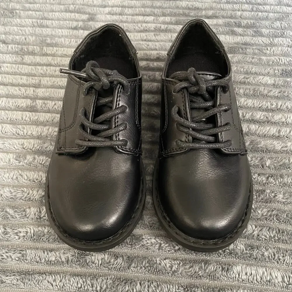 The Children's Place Toddler Boys Size 10 Lace Up Dress Shoes - Black NWT